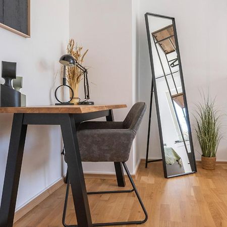 Center Dream Apartment - Netflix Krefeld Ngoại thất bức ảnh